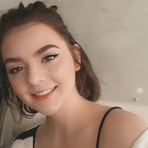 Meet your Posher, Bethanie